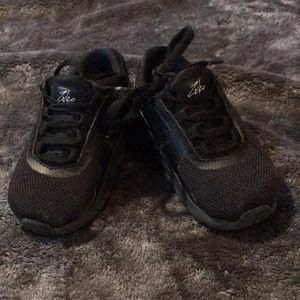 👟 TODDLER BLACK NIKE AIR 👟